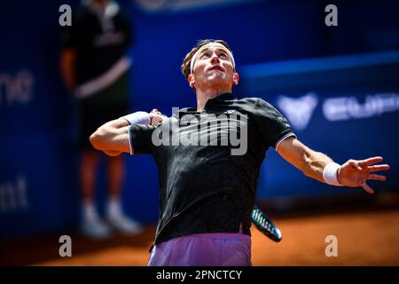 Barcelona, Spanien. 18. April 2023. Casper Ruud (Norwegen) und Ben Shelton (USA) treten am 4. Tag des ATP 500 Barcelona Open Banc Sabadell im Real Club de Tenis de Barcelona am 18. April 2023 in Barcelona, Spanien, gegeneinander an. (Foto/Felipe Mondino) Kredit: Live Media Publishing Group/Alamy Live News Stockfoto