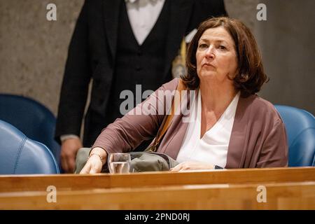 DEN HAAG, NIEDERLANDE - APRIL 18: Minister für Langzeitpflege und Sport Conny Helder während der Fragestunde im Tweede Kamer am 18. April 2023 in Den Haag, Niederlande (Foto: Jeroen Meuwsen/Orange Pictures) Stockfoto