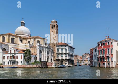 Kirche San Geremia und Campanile und Palazzo Labia am Canale Grande im Sommer Cannaregio Viertel Venedig Veneto Italien Europa Stockfoto