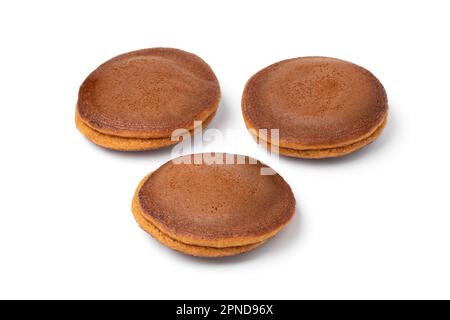 Ganze japanische Dorayaki Nahaufnahme isoliert auf weißem Hintergrund Stockfoto