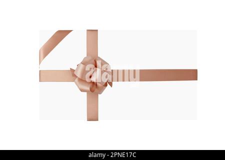 Braune Schleife aus Satinband auf der Geschenkbox isoliert auf Weiß gebunden Stockfoto