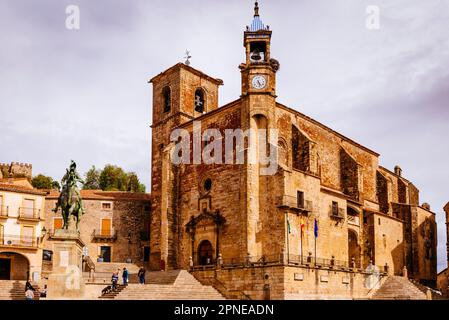 Kirche San Martin, Plaza Mayor, Hauptplatz. Trujillo, Cáceres, Extremadura, Spanien, Europa Stockfoto