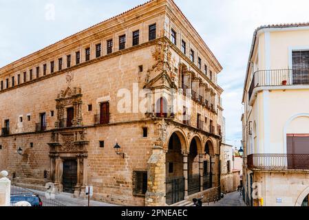 Palast von Carvajal Vargas oder der Herzöge von San Carlos. Trujillo, Cáceres, Extremadura, Spanien, Europa Stockfoto