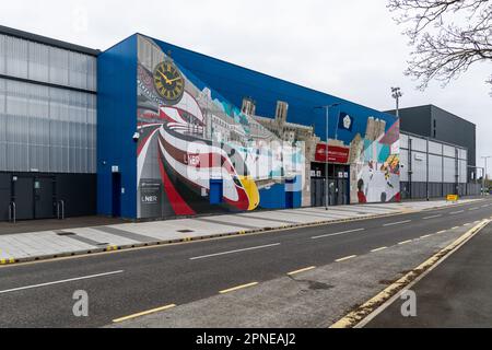 HUNTINGTON, YORK, GROSSBRITANNIEN - 17. APRIL 2023. Der Eingang zum West Stand des LNER Community Stadium, Heimstadion des York City FC und des York City Knights Rugby Stockfoto