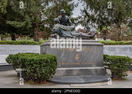 Besuchen Sie das Friend to Friend Monument an einem Frühlingsnachmittag in Gettysburg, Pennsylvania, USA, Gettysburg, Pennsylvania Stockfoto