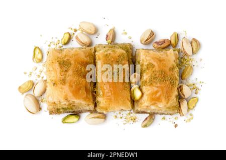 Leckeres Baklava isoliert auf weißem Hintergrund, Nahaufnahme Stockfoto