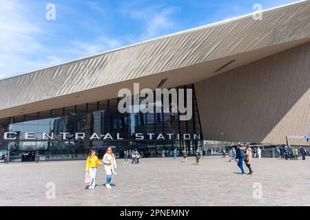 Rotterdam Centraal Station, Stationsplein, Rotterdam Centrum, Rotterdam, Provinz Südholland, Königreich der Niederlande Stockfoto