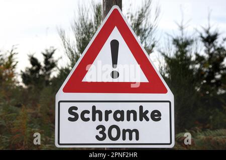 Gefahrenschild, Absperrung, Deutschland Stockfoto