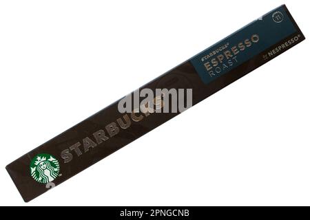 Schachtel Starbucks Espresso Roast Kaffeekapseln von Nespresso, isoliert auf weißem Hintergrund Stockfoto