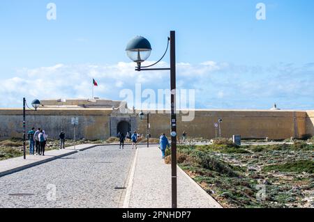 SAGRES, PORTUGAL - 27. FEBRUAR 2023: Festung Sagres in Sagres, Portugal am 27. Februar 2023 Stockfoto