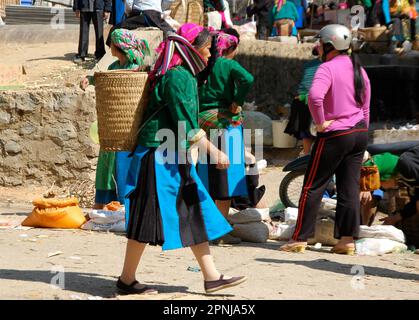 Dong Van Wochenmarkt. Ha Giang, Vietnam Stockfoto