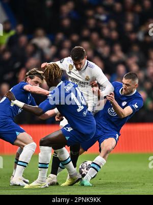 England, London, -18. April 2023 - Federico Valverde, Conor Gallagher, Mateo Kovacic, Trevoh Chalobah während des UEFA Champions League Quartals-Finales 2. Stockfoto