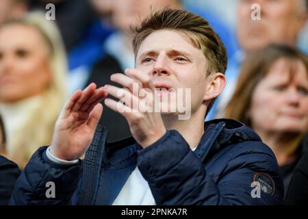 Blackburn, Großbritannien. 19. April 2023. Coventry-Fans im Ewood Park während des Sky Bet Championship-Spiels Blackburn Rovers vs Coventry City im Ewood Park, Blackburn, Großbritannien, 19. April 2023 (Foto von Ben Roberts/News Images) in Blackburn, Großbritannien, am 4./19. April 2023. (Foto: Ben Roberts/News Images/Sipa USA) Guthaben: SIPA USA/Alamy Live News Stockfoto