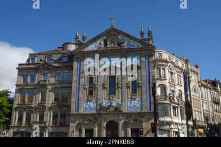Blick auf die capela das Almas in Porto Stockfoto