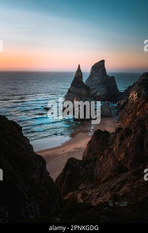 Blick auf Ursa Strand, in der Nähe von Cabo da Roca, Sintra, Portugal Stockfoto