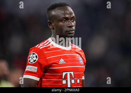 München, Deutschland. 19. April 2023. MÜNCHEN, DEUTSCHLAND - 19. APRIL: Sadio Mane vom FC Bayern Munchen schaut beim UEFA Champions League Quarterfinal Second Leg Match zwischen dem FC Bayern Munchen und Manchester City in der Allianz Arena am 19. April 2023 in München (Foto von Rene Nijhuis/Orange Pictures) Guthaben: Orange Pics BV/Alamy Live News Stockfoto