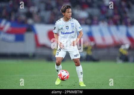 Tokio, Japan. 19. April 2023. Hideki Ishige (Gamba) Fußball : 2023 J. League YBC Levain Cup Gruppenbühne zwischen dem FC Tokyo - Gamba Osaka im Ajinomoto Stadion in Tokio, Japan . Kredit: YUTAKA/AFLO SPORT/Alamy Live News Stockfoto