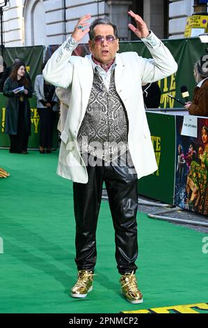 Jeff Mirza trifft bei der Special Screening of Polite Society in Curzon Mayfair, London, UK ein. Foto aufgenommen am 19. April 2023. Kredit: Siehe Li/Picture Capital/Alamy Live News Stockfoto