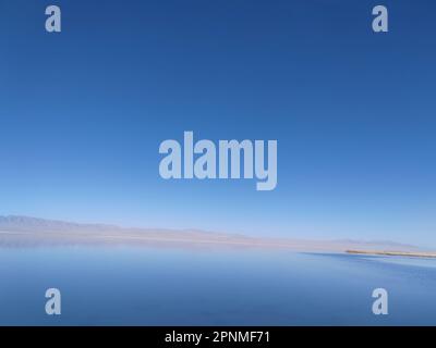 Teekarte Sky Water Sky Hochplateau Landschaft einfarbig Stockfoto