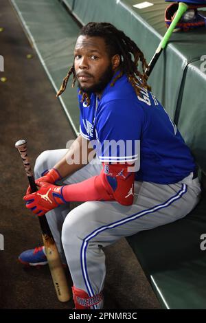 Toronto Blue Jays erster Baseman Vladimir Guerrero Jr. (27) ist bereit für seinen ersten AT-bat während des MLB-Spiels zwischen den Toronto Blue Jays und dem Hou Stockfoto