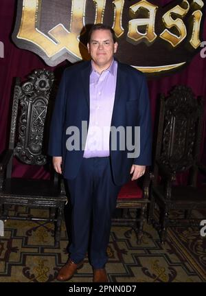 Los Angeles, Kalifornien, USA 19. April 2023 Regisseur Kevin Heffernan nimmt am 19. April 2023 an der Los Angeles Premiere von „quasi“ auf der Hollywood Roosevelt in Los Angeles, Kalifornien, USA Teil. Foto: Barry King/Alamy Live News Stockfoto