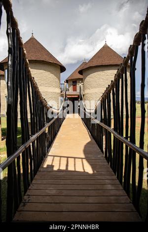 Die berühmte Salt Lick Safari Lodge in den Taita Hills, Tsavo, Kenia Stockfoto