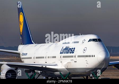 Boeing 747-400, Jumbo Jet, der Fluggesellschaft Lufthansa, Flughafen, Frankfurt am Main, Hessen, Deutschland Stockfoto