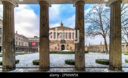 Berlin, Deutschland - Januar 2014: Die Alte Nationalgalerie oder Alte Nationalgalerie in der Berliner Museumsinsel ist eine der besten Kunstgalerien. Stockfoto