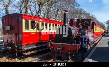 Lokomotive „Caledonia“ auf der Dampfeisenbahn der Isle of man am Bahnhof Castletown Stockfoto