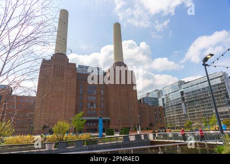 Das neu renovierte Battersea Power Station, London, Großbritannien (Bild aufgenommen im April 2023) Stockfoto