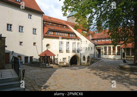 Hof von Schloss Hohnstein in Hohnstein, Sächsische Schweiz, Sachsen, Deutschland, Europa. Stockfoto