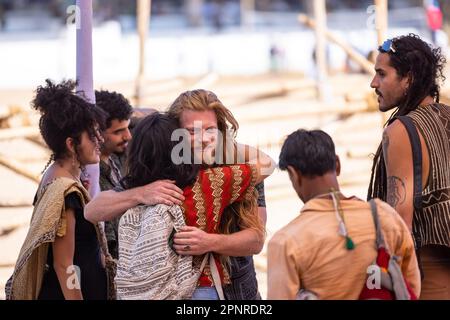 Pushkar Fair, Portrait des Ausländertouristen auf dem Messegelände, während sie an verschiedenen Veranstaltungen teilnehmen, die für sie organisiert werden, um das Erbe indiens zu genießen. Stockfoto