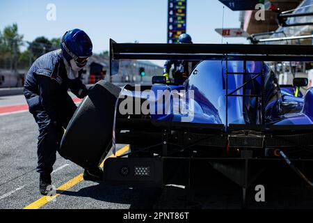 Montmelo, Espagne. 20. April 2023. 10 MOSS Nick (gbr), VAN BERLO Glenn (nld), Eurointernational, Ligier JS P320 - Nissan, Action während der 4 Stunden von Barcelona 2023., 1. Runde der 2023 European Le Mans Series auf dem Circuit de Barcelona-Catalunya vom 21. Bis 23. April 2023 in Montmelo, Spanien - Foto Xavi Bonilla/DPPI Gutschrift: DPPI Media/Alamy Live News Stockfoto