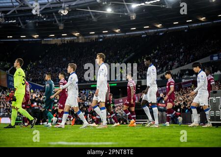 London, Großbritannien. 20. April 2023. Gents Spieler wurden zu Beginn eines Fußballspiels zwischen dem englischen West Ham United FC und dem belgischen KAA Gent am Donnerstag, den 20. April 2023 in London, England, der Rückkehr des Viertelfinals der UEFA Europa Conference League, dargestellt. Die erste Etappe endete mit einer 1-1-Dollar-Ziehung. BELGA FOTO JASPER JACOBS Kredit: Belga News Agency/Alamy Live News Stockfoto