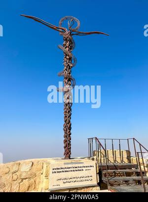 Denkmal des Stabes von Moses in der Gedächtniskirche von Moses auf dem Mount Nebo in der Nähe der Stadt Madaba, Jordanien Stockfoto