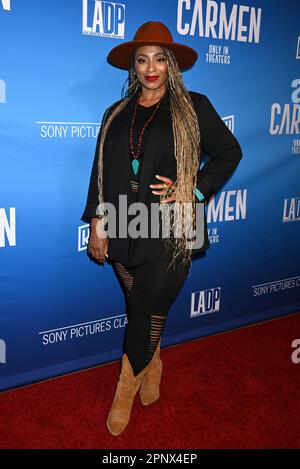 Hollywood, USA. 20. April 2023. Taura Stinson trifft auf der Premiere von Sony Pictures Classics „Carmen“ in Los Angeles mit L.A. ein Tanzprojekt und KCRW im Linwood Dunn Theatre am 20. April 2023 in Hollywood, Kalifornien. © Tammie Arroyo/AFF-USA.com Guthaben: AFF/Alamy Live News Stockfoto