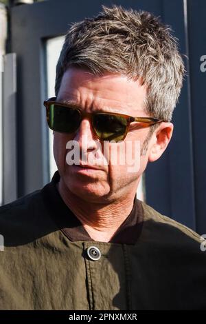 Mailand, Italien. 17. April 2023. Noel Gallagher wird am 17. April 2023 in Mailand, Italien, gesehen (Foto von Alessandro Bremec/NurPhoto). Kredit: NurPhoto SRL/Alamy Live News Stockfoto