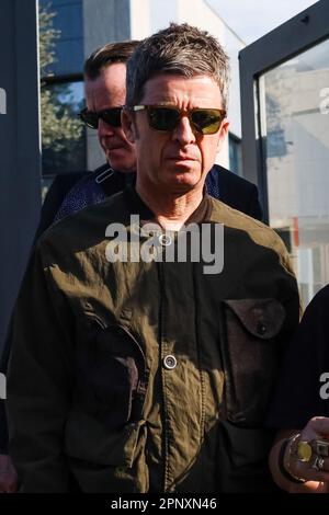 Mailand, Italien. 17. April 2023. Noel Gallagher wird am 17. April 2023 in Mailand, Italien, gesehen (Foto von Alessandro Bremec/NurPhoto). Kredit: NurPhoto SRL/Alamy Live News Stockfoto