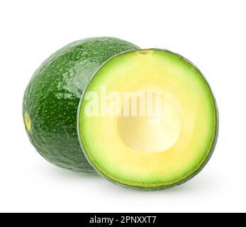 Isolierte Avocado. Eineinhalb ganze Avocado ohne Seed isoliert auf weißem Hintergrund mit Schnittpfad Stockfoto