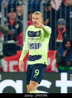 Erling Haaland, MANCITY 9 im Viertelfinalspiel FC BAYERN MUENCHEN - MANCHESTER CITY 1-1 der UEFA Champions League in Staffel 2022/2023 in München, 19. April 2023. Viertelfinale Rückspiel, FC Barcelona © Peter Schatz / Alamy Live News Stockfoto