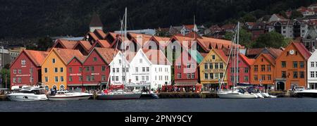 Alte Hansestätten aus Holz, die Teil des Bryggen sind und zum UNESCO-Weltkulturerbe gehören, Bergen City, Hordaland, Norwegen, Skandinavien Europa, Stockfoto
