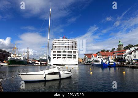 Schiffe in der Vagen, Hafen von Stavanger, Stavanger Town, Western Fjorde, Norwegen, Skandinavien, Europa. Stockfoto