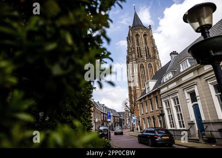 GORINCHEM - der große Turm von Gorinchem. Die nationale Ankunft von Sinterklaas findet dieses Jahr in dieser befestigten Stadt in Südholland statt. ANP ROB ENGELAAR niederlande raus - belgien raus Stockfoto