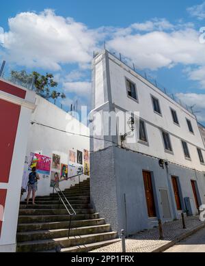 LAGOS, PORTUGAL, 16. APRIL 2023: Straßenkunstausstellung in den Straßen von Lagos. Stockfoto