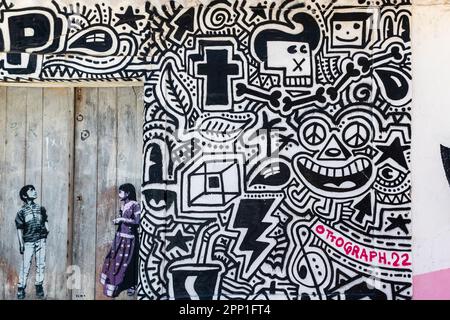 LAGOS, PORTUGAL, 16. APRIL 2023: Street Art Graffiti on the Streets of Lagos. Stockfoto