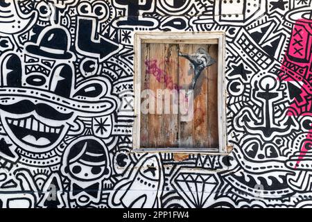 LAGOS, PORTUGAL, 16. APRIL 2023: Street Art Graffiti on the Streets of Lagos. Stockfoto