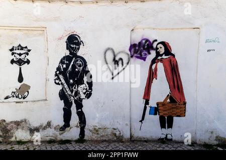 LAGOS, PORTUGAL, 16. APRIL 2023: Street Art Graffiti on the Streets of Lagos. Stockfoto