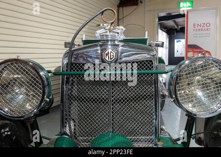 Sparkford.Somerset.United Kingdom.März 26. 2023.Im Haynes Motor Museum in Somerset wird Ein 1930er MG K-Sportwagen aus Mille Miglia ausgestellt Stockfoto