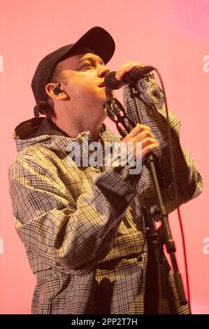 London, Großbritannien. 21. April 2023. Tommy O'Dell von der DMA tritt auf der Bühne der OVO Arena Wembley auf. Kredit: John Barry/Alamy Live News Stockfoto