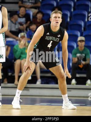 21. April 2023 - Hawaii Rainbow Warriors Brett Sheward #4 während eines Halbfinalspiels der Big West Conference Championships zwischen der UC Santa Barbara Gauchos und den Hawaii Rainbow Warriors im Bren Events Center in Irvine, CA - Michael Sullivan/CSM Stockfoto